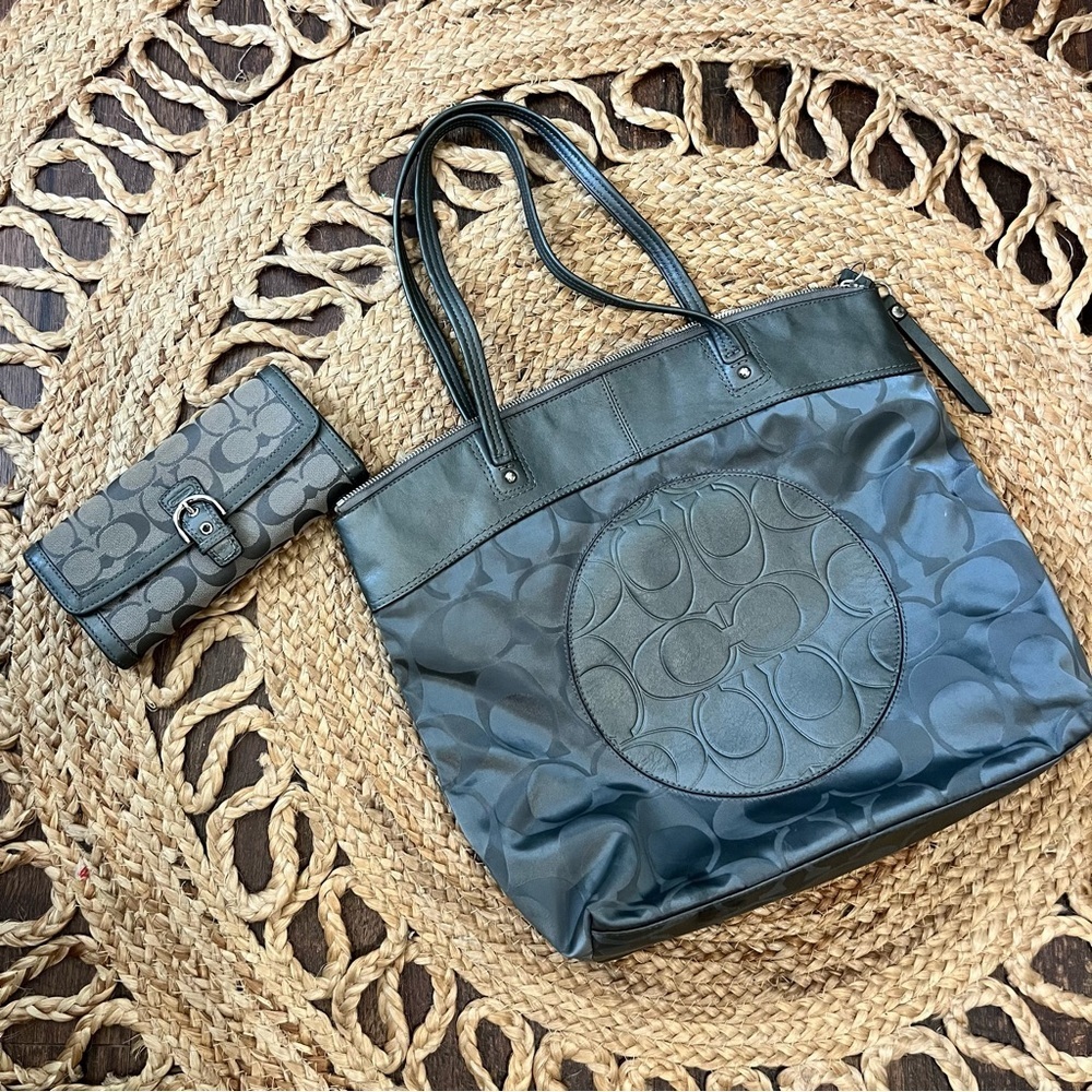 Pristine Coach Bag